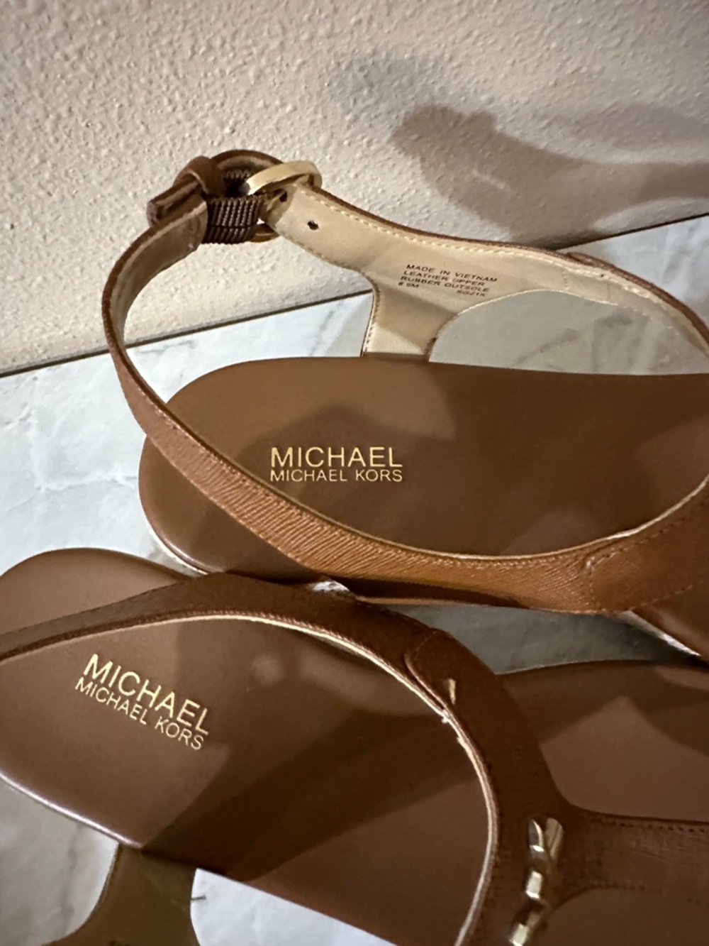 Michael Kors Tan Leather Espadrille Wedge Sandals. NWOTs Size 8.5. Amazing 🤩 - Picture 5 of 6